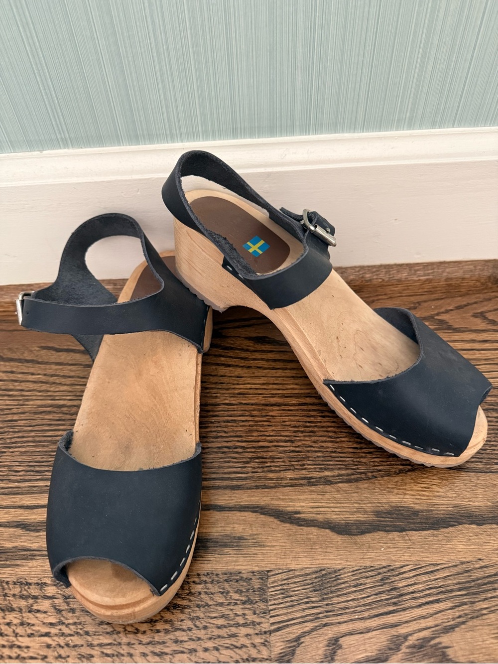 Swedish-Style Black Leather Open-Toe Clog Sandals